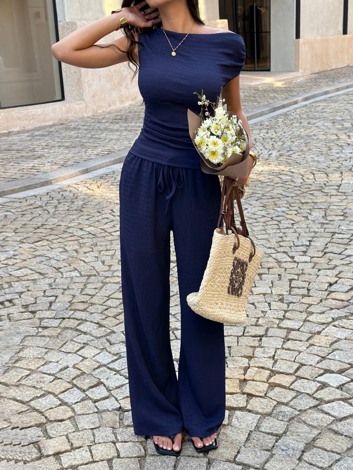 913ec0d6831b4d078466355c34681067-Max